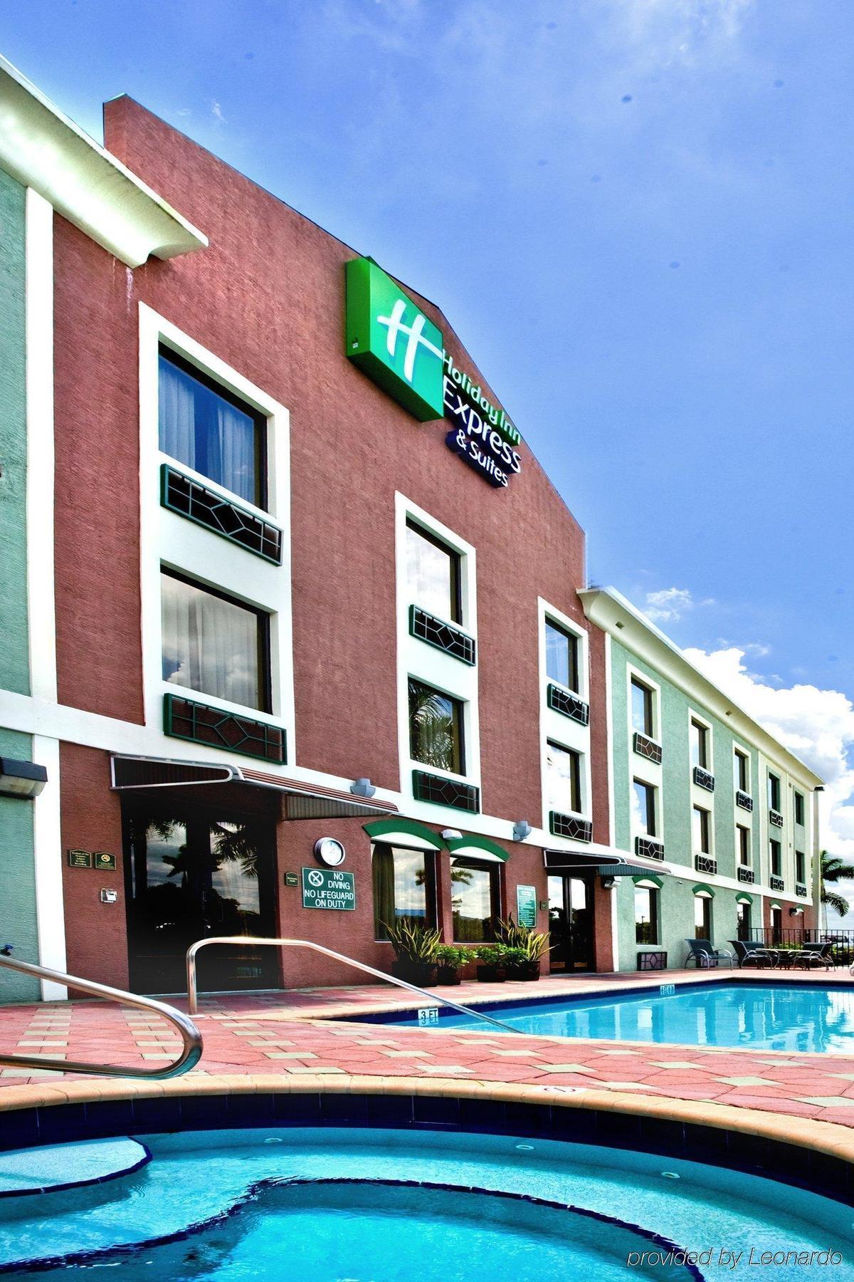Holiday Inn Express Hotel & Suites Clewiston By Ihg Kültér fotó